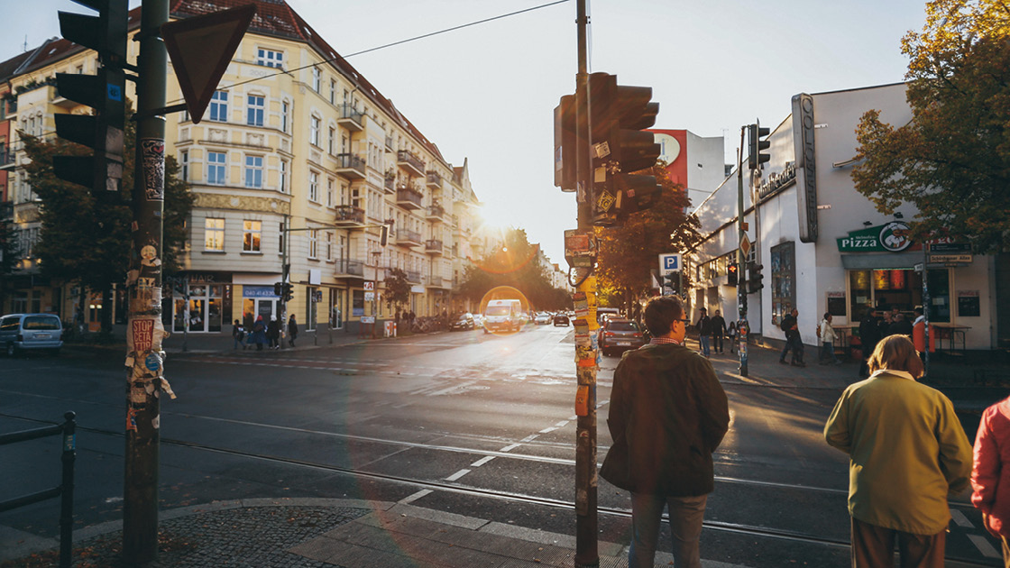 Vorschaubild: Schweigen und Hören