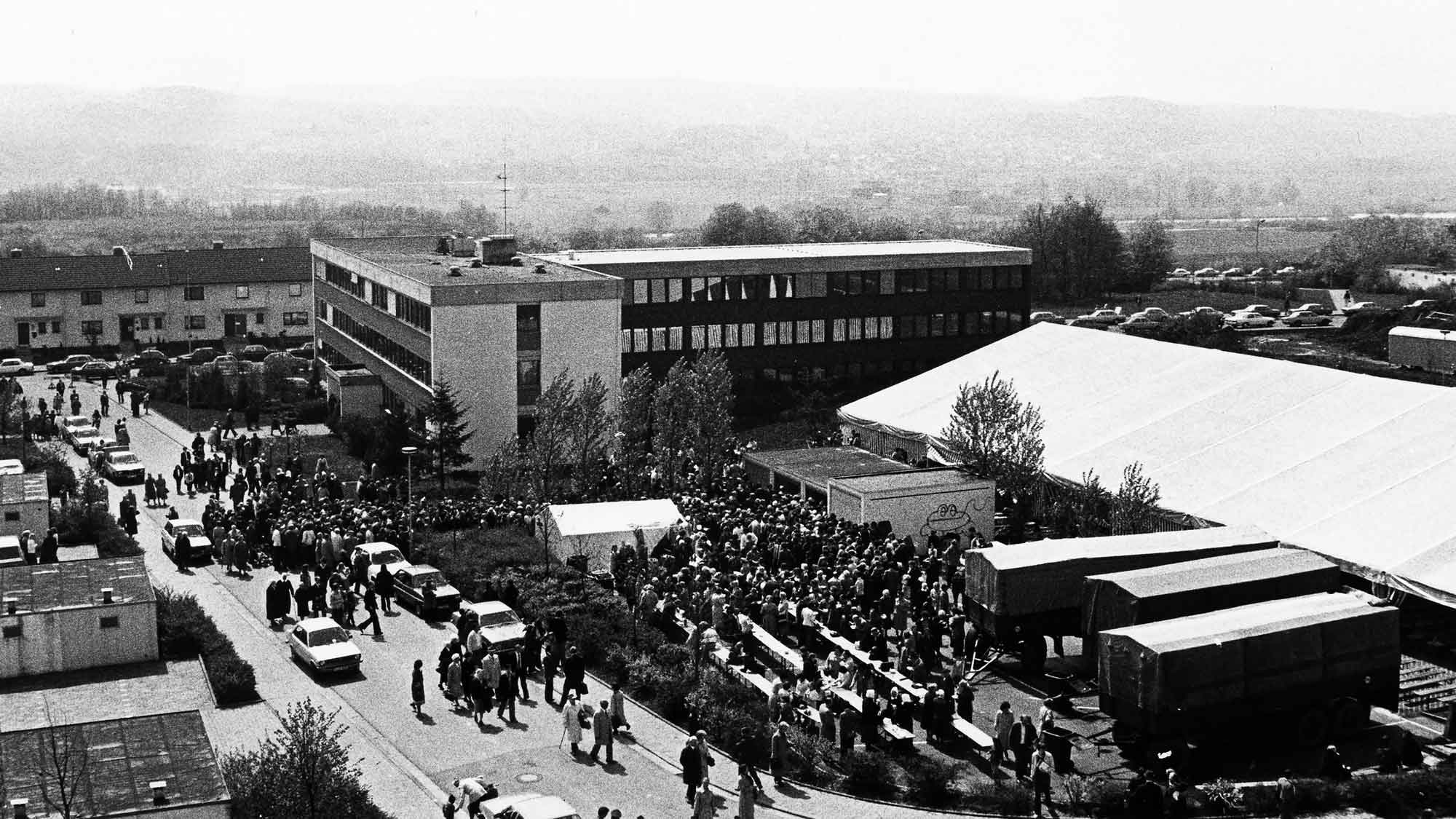 Einweihungsfest Gebäudeteil B im Mai 1980